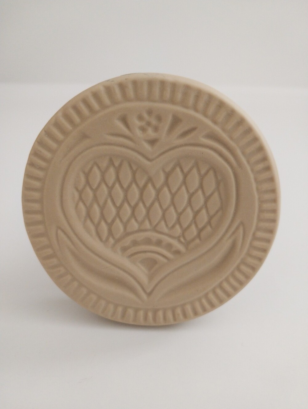 Vintage 1995 Brown Bag Cookie Art Cookie Stamp Mold Pennsylvania Heart Number 7 - Picture 7 of 9